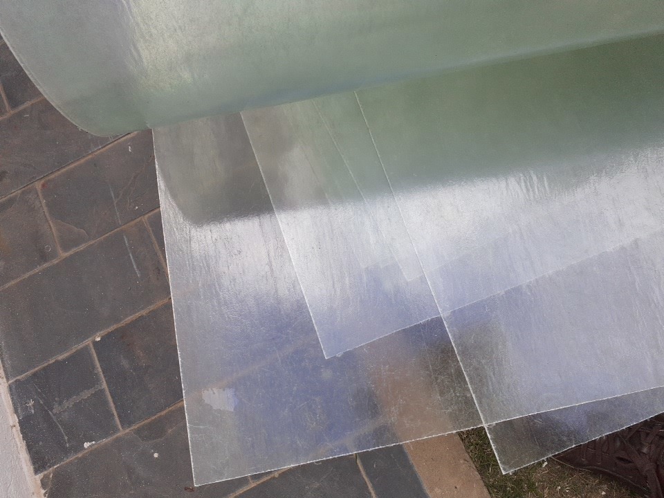 Chapa lisa de fibra de vidrio transparente x metro